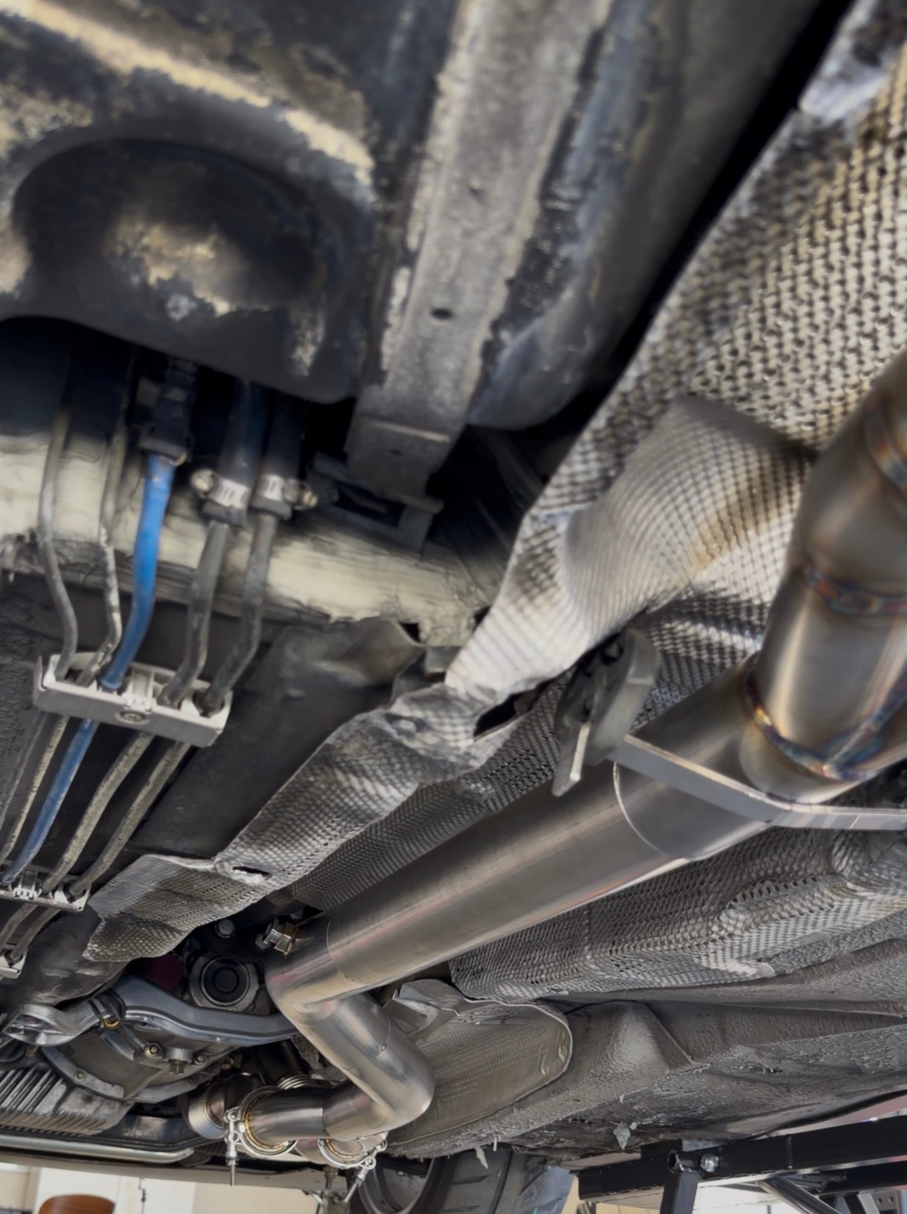BMW E36 Midpipe + Headers
