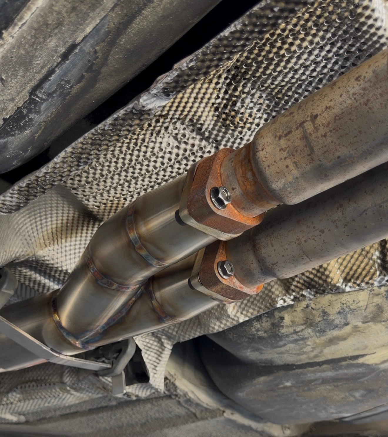 BMW E36 Midpipe + Headers
